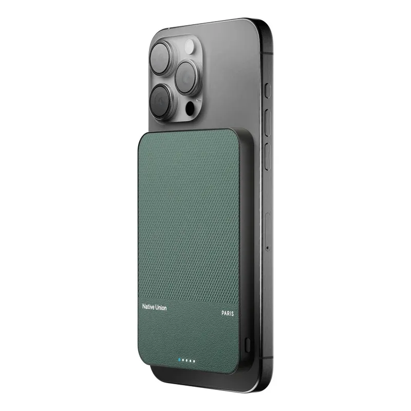 Native Union Classic Magnetic Power Bank 5000mAh